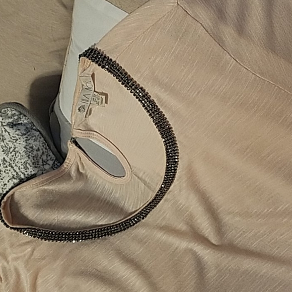 Tops - Picture 3 of 3